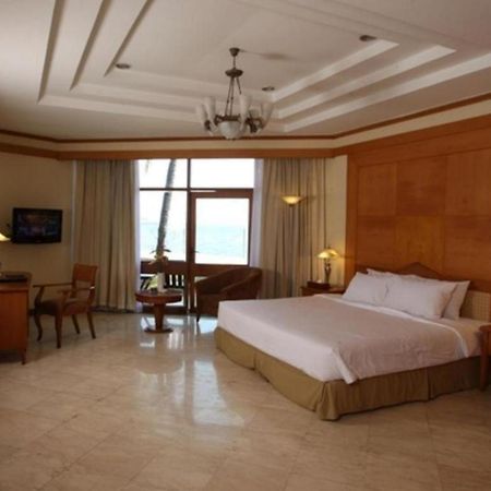 Makassar Golden Hotel Exteriér fotografie