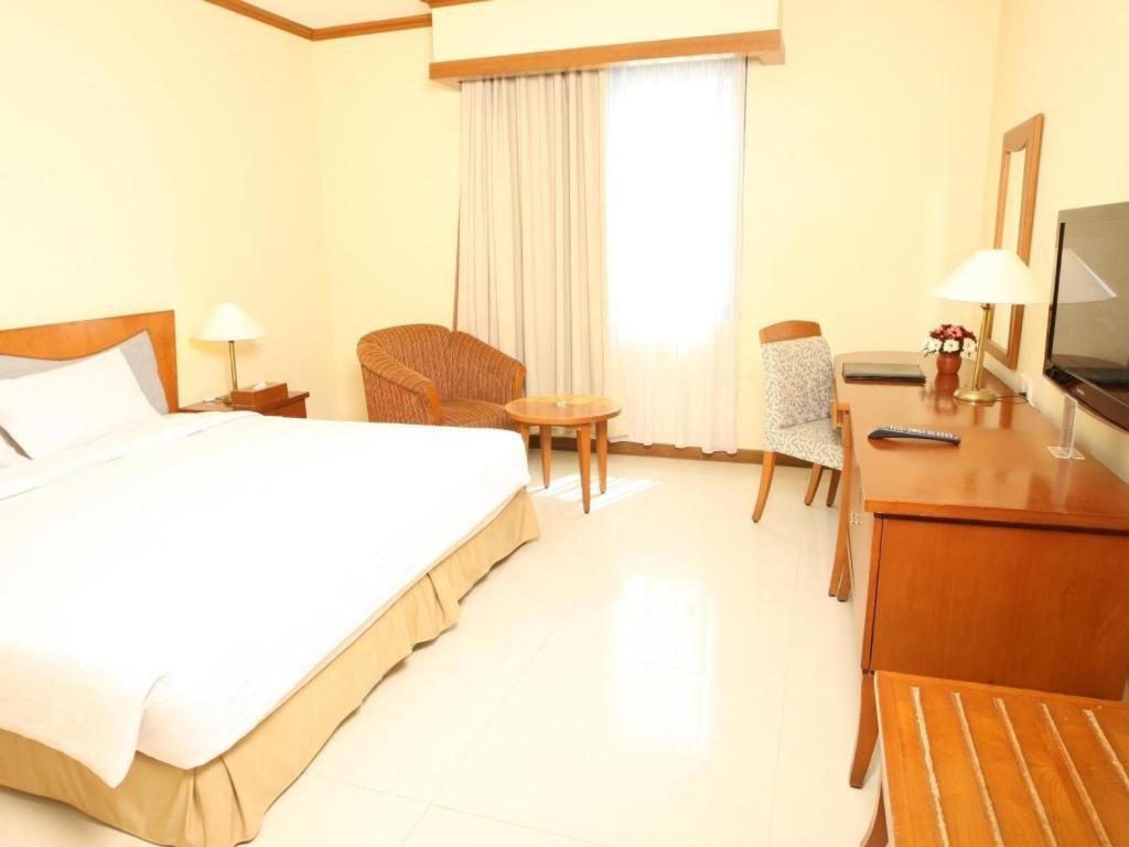 Makassar Golden Hotel Exteriér fotografie